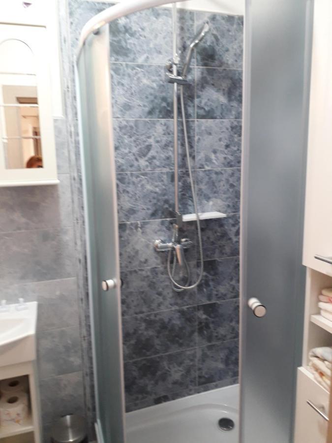 Soba Ivanka Mali Losinj Bagian luar foto